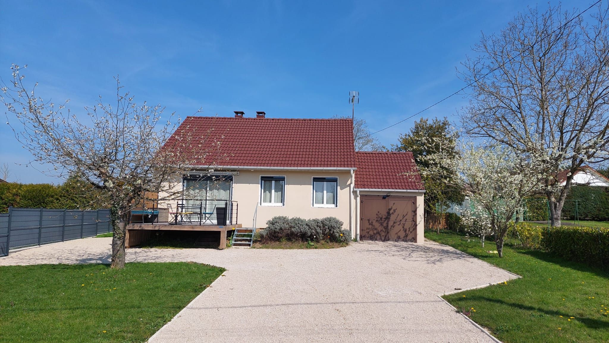 Gite des pommiers montret 71440 cour